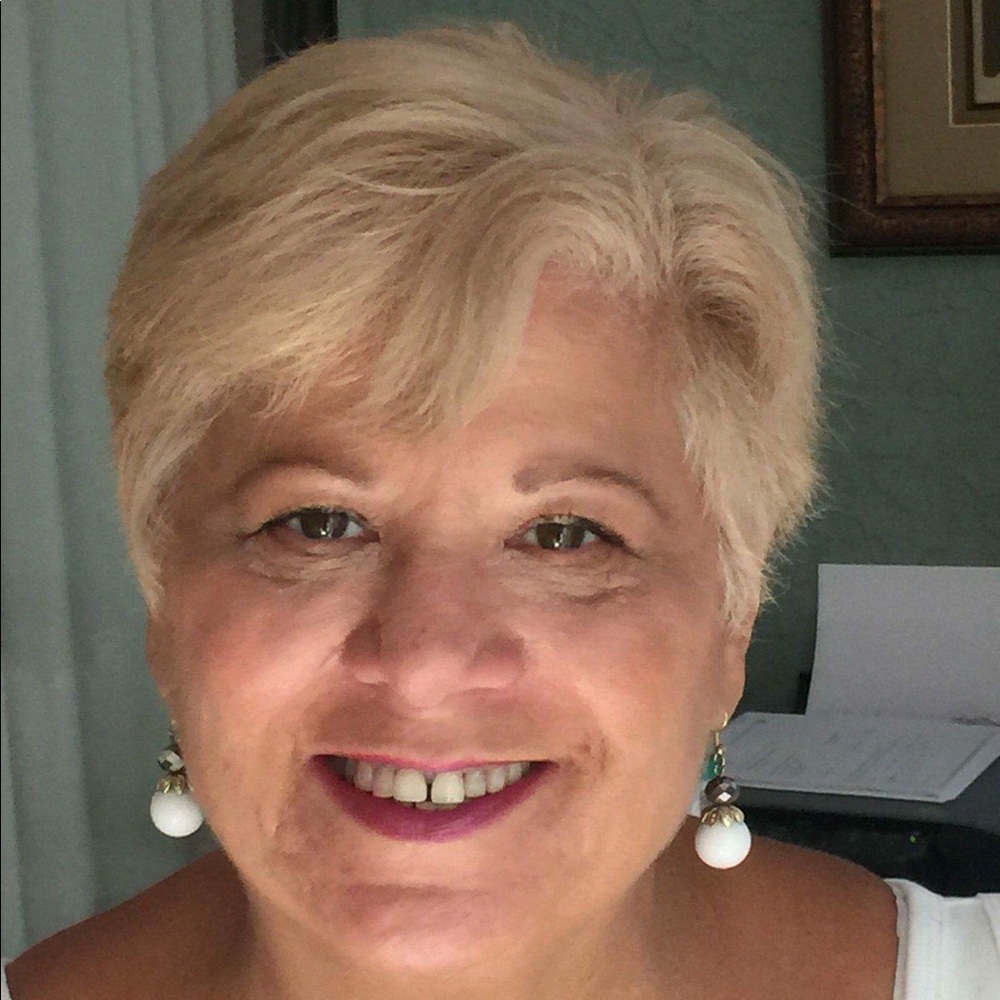 Meet your Posher, Paula